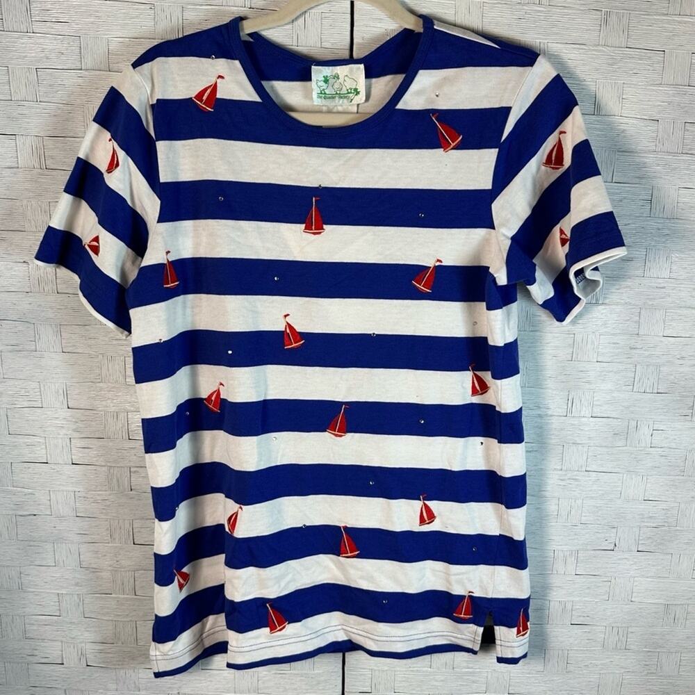 Quacker factory, nautical T-shirt blue white stripes, red‎ embroidered sailboats
